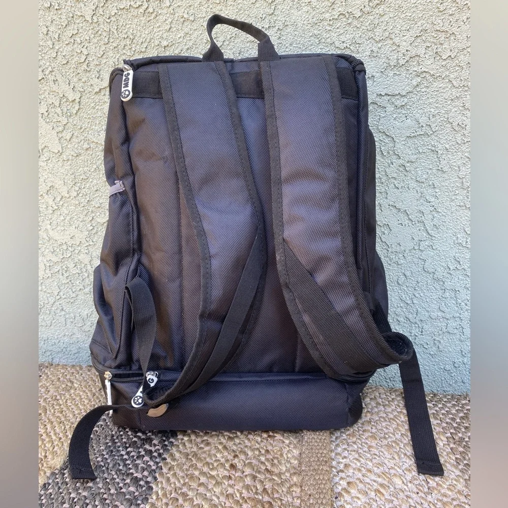 Mobile Dog Gear Drop Bottom Week Away Backpack